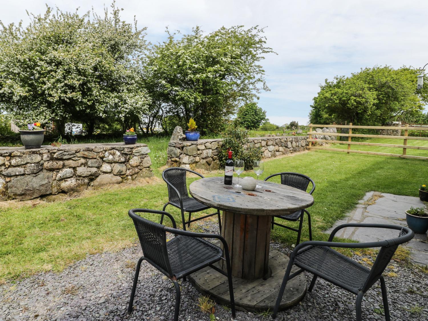 Grafog Farm Cottage, Caernarfon Groeslon Eksteriør billede